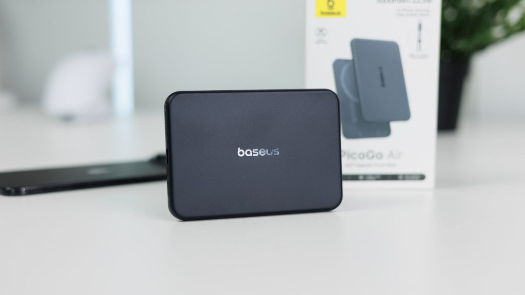 The-super-thin-power-bank-that-matches-your-phone-Baseus-PicoGo-Air.jpg