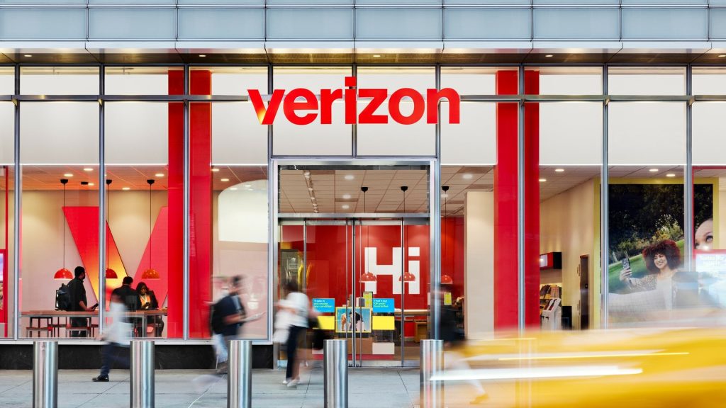 Verizons-recent-betrayal-doesnt-hurt-as-much-as-it-should-have.jpg