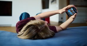 cbsn-fusion-meta-says-its-creating-new-safety-features-to-help-protect-teens-heres-how-thumbnail.jpg