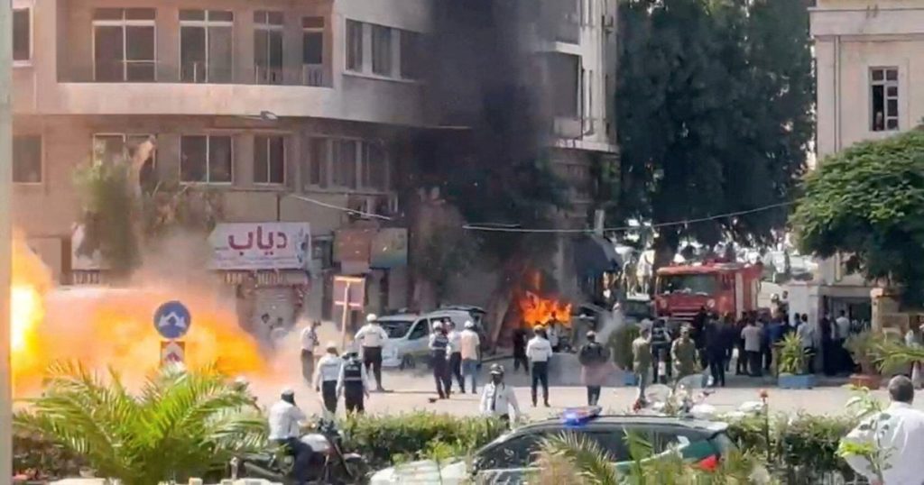damascus-explosion-macron.jpg