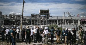japan-earthquake-2287460751.jpg