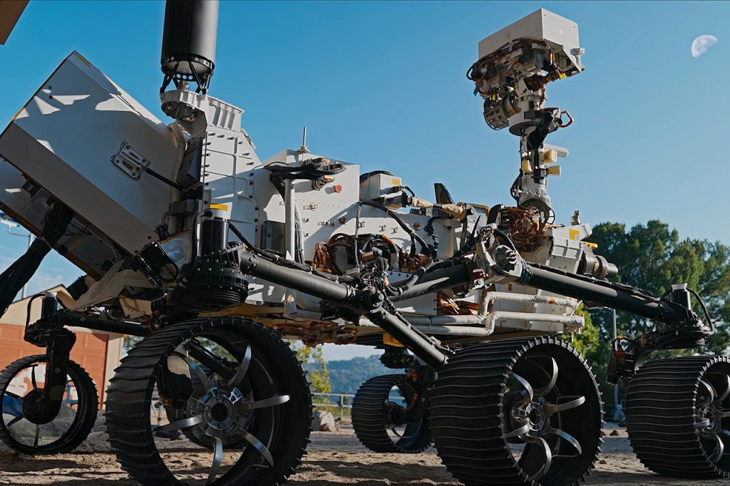 nasa-promise-nuclear-moon-rover.jpg