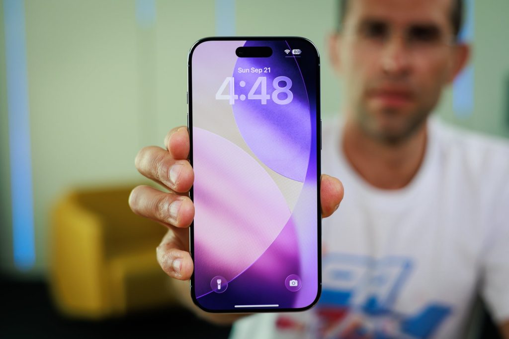 Anniversary-iPhone-20-leak-reveals-crucial-design-details.jpg