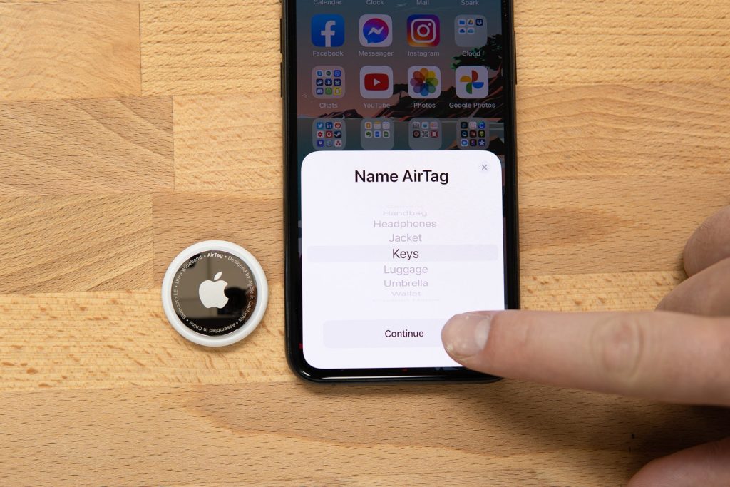 Apple-finds-itself-in-a-legal-pickle-over-AirTags-and-stalkers.jpg