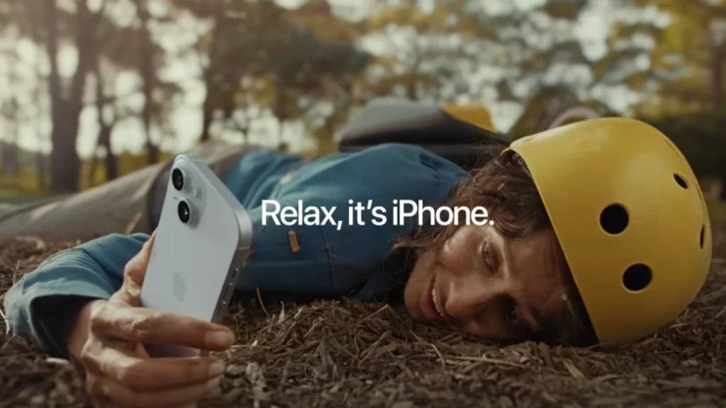 Apple-takes-down-billboard-that-many-felt-promoted-iPhone-as-a-babysitter.jpg