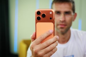 Apple-tests-iOS-26.6.1-update.jpg