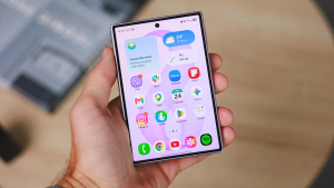 Foldable-phones-may-experience-a-boom-but-Samsung-could-lose-dominance-in-a-key-area.jpg