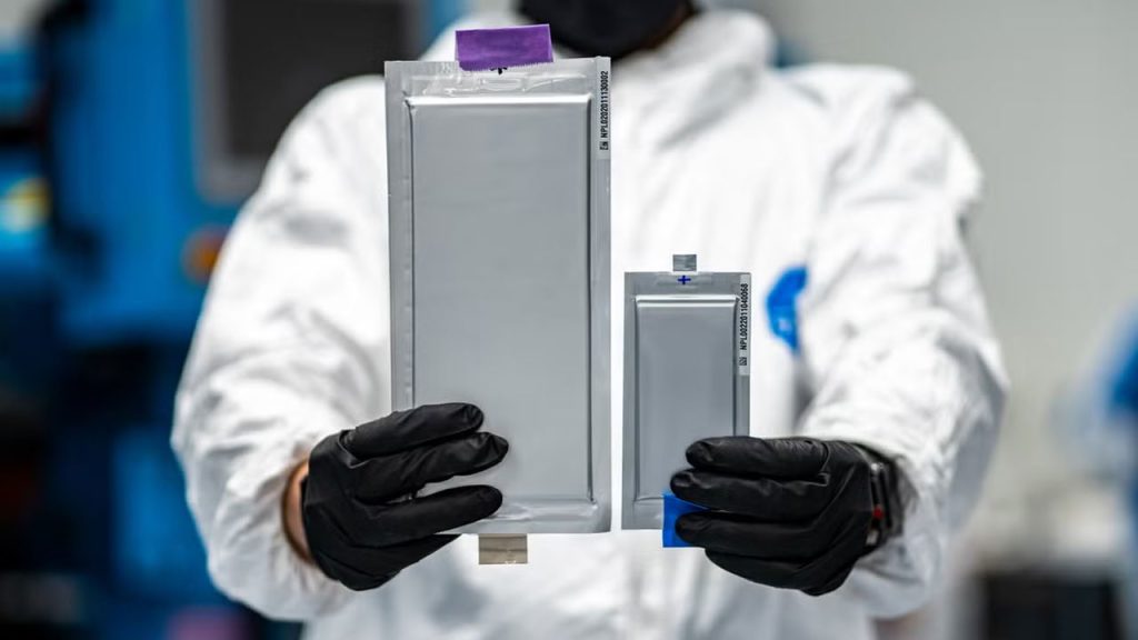 Forget-solid-state-new-lithium-metal-battery-could-give-your-Galaxy-days-of-battery-life-and-charge.jpeg