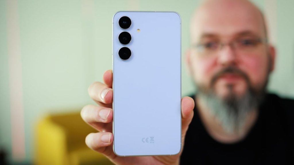 Gemini-might-have-leaked-news-about-the-Galaxy-S26-FE-as-Samsung-announces-an-event-for-next-week.jp_.jpeg