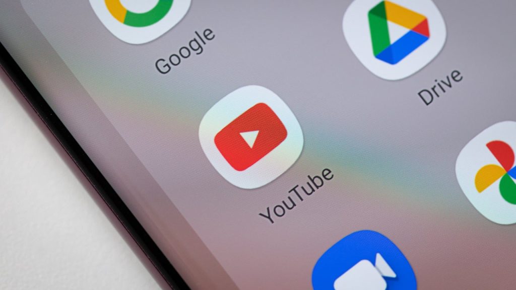 Google-tests-useful-UI-change-on-the-YouTube-for-Android-app.jpg