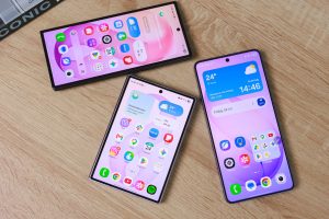 Samsung-will-be-forced-to-make-an-additional-million-units-of-its-latest-mega-hit-phone.jpg