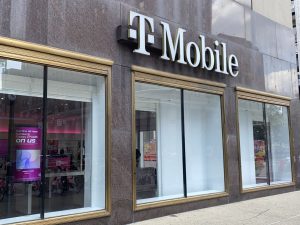 T-Mobile-accidentally-granted-the-deepest-wish-of-many-customers.jpg