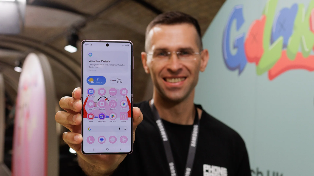 T-Mobiles-shiny-new-promo-makes-the-Z-Fold-8-Ultra-and-Z-Flip-8-way-more-affordable-through-Mint.jpg