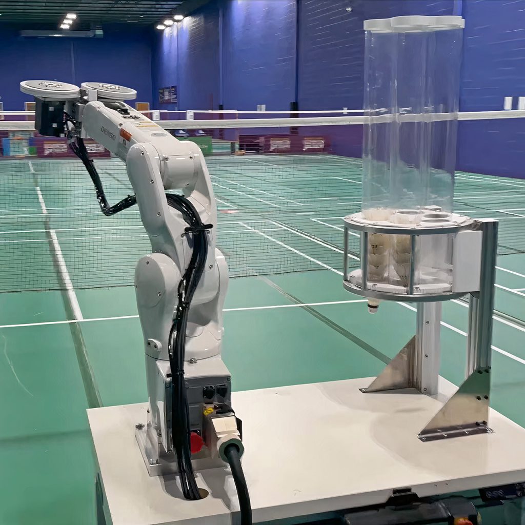 denso-vs-050-badminton-robot.jpg
