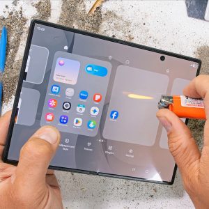 jerryrigeverything-samsung-galaxy-z-fold8-durability-test.jpg
