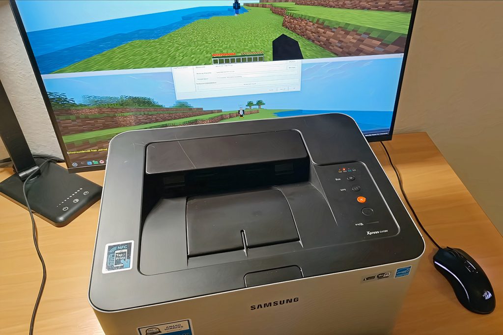minecraft-server-samsung-laser-printer.jpg