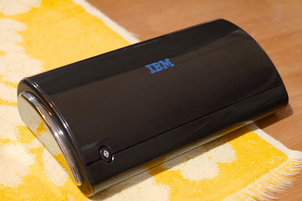 parco-hub-001sr-ibm-usb-radio.jpg