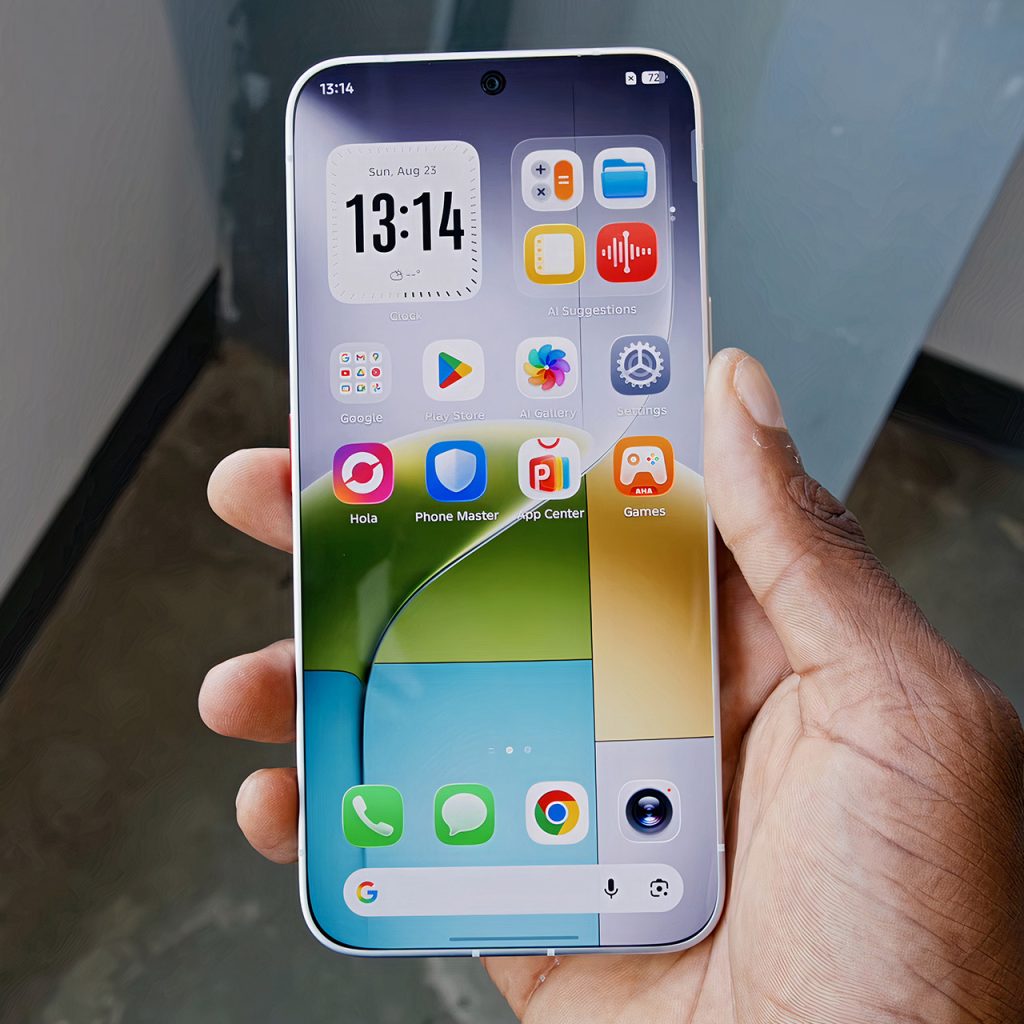 tecno-bezel-less-concept-phone-hands-on.jpg