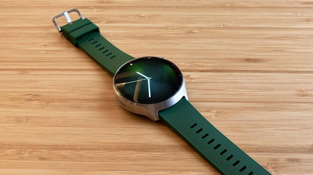 Moto-Watch-Ultra-hands-on-yup-I-want-one.jpg