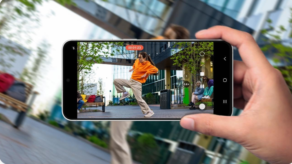 Samsungs-launch-offer-on-the-Galaxy-S26-FE-is-too-good-to-resist.jpg