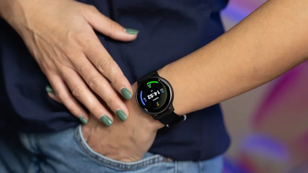 The-Garmin-vvoactive-5-smartwatch-is-selling-like-hotcakes-at-under-190.jpg