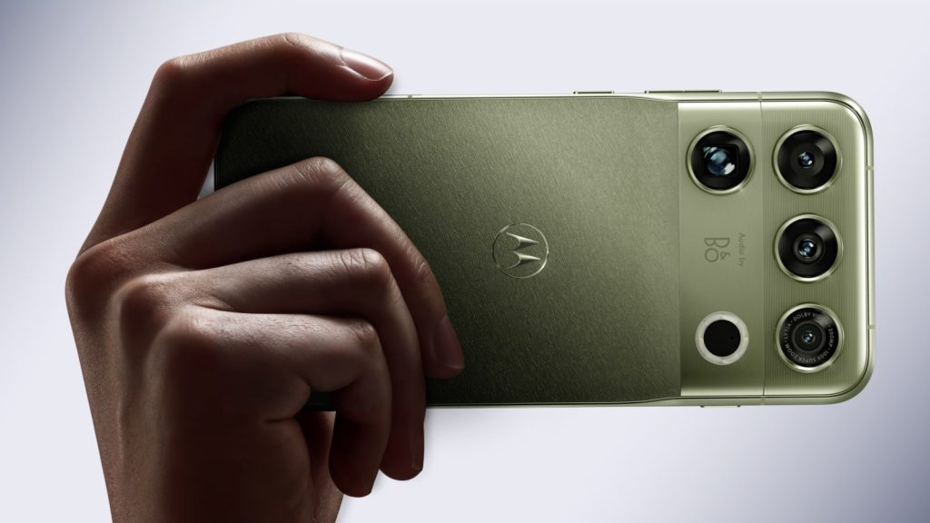 The-Signature-27-is-giving-me-hope-that-Motorola-has-FINALLY-learned-from-some-of-its-past-errors.jp_.jpeg