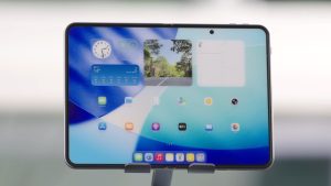 The-reason-behind-the-foldable-iPhone-Ultras-staggered-launch-makes-sense-but-Im-still-bummed-about.jpeg