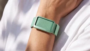 This-Fitbit-Air-competitor-just-started-shipping-and-Im-getting-one.jpg