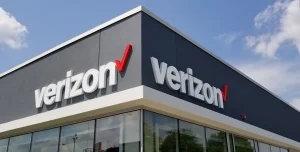 Verizon-customers-are-turning-to-purple-cats-as-a-last-resort.jpg