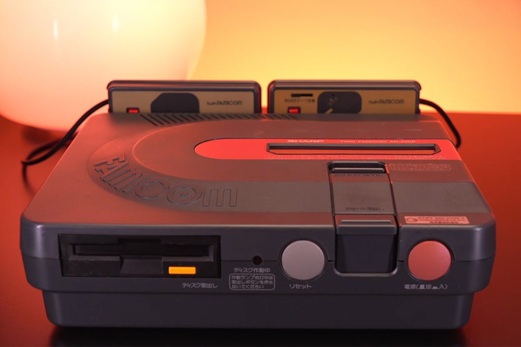 nintendo-sharp-twin-famicom-console-restoration.jpg