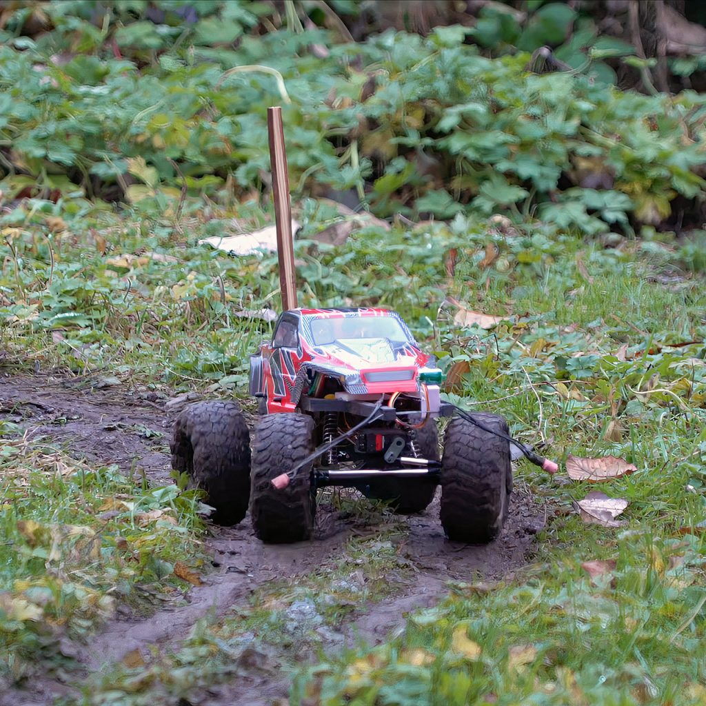 rc-car-100-000-scale-mile-drive-experiment.jpg