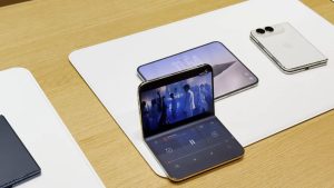 Apple-fans-refuse-to-buy-the-iPhone-Duo-from-scalpers-at-prices-that-made-me-sick.jpg