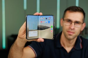Apples-1999-iPhone-Duo-is-missing-a-feature-even-the-2019-iPhone-11-has.jpg