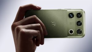 Heres-exactly-when-youll-find-out-everything-there-is-to-know-about-the-Motorola-Signature-27.jpg