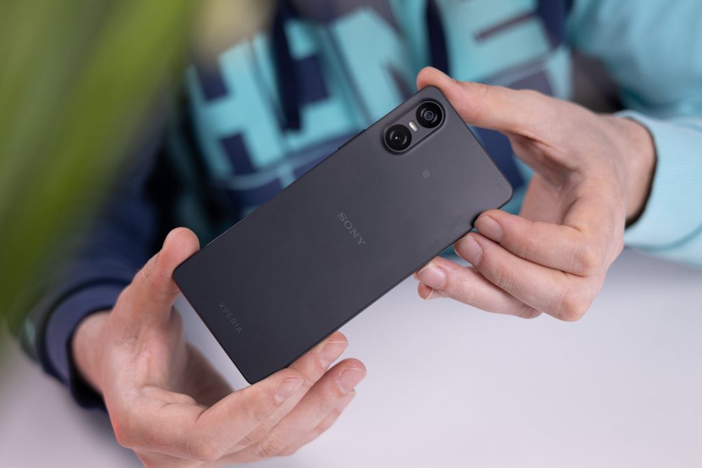 Sony-confirmed-it-wont-give-the-Xperia-10-VI-its-promised-Android-17-update.jpg