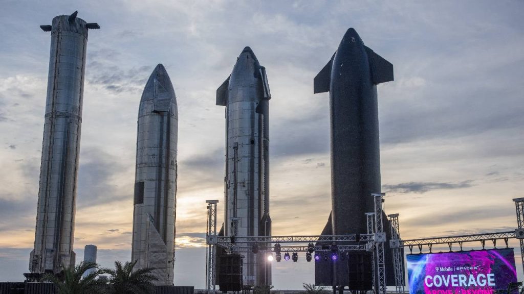 T-Mobile-fears-companies-like-SpaceX-could-reduce-5G-speeds-available-to-its-customers.jpg