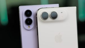 The-iPhone-Duos-tendency-to-break-is-keeping-us-loyal-to-the-Galaxy-Z-Fold-8.jpg