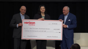 Verizon-needs-your-advice-and-will-give-you-25000-if-you-come-up-with-a-clever-enough-idea.jpg