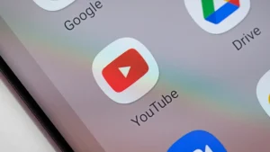 You-can-now-use-natural-language-to-ask-YouTube-questions-even-when-youre-on-the-go.jpg