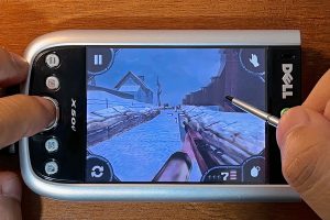 dell-axim-x50v-pocket-pc-gaming.jpg