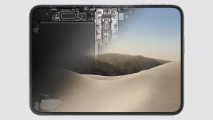 iPhone-Duo-screen-cracks-hours-after-launch-and-the-internet-cries-fake.jpg