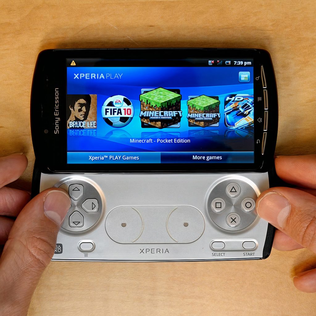 sony-2011-xperia-play-gaming-smartphone-hybrid.jpg