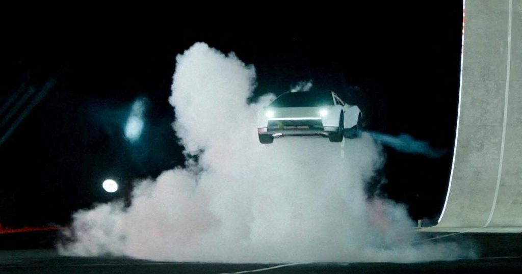 tesla-roadster.jpg