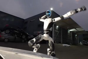unitree-h2-x-kung-fu-robot.jpg