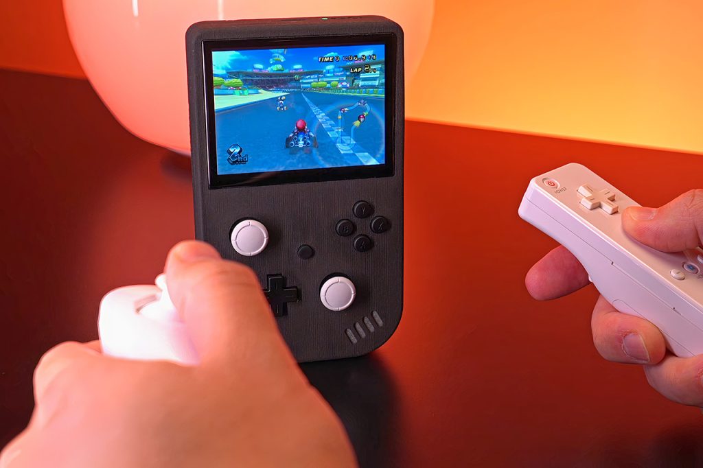 xii-boy-ultra-wii-powered-game-boy.jpg